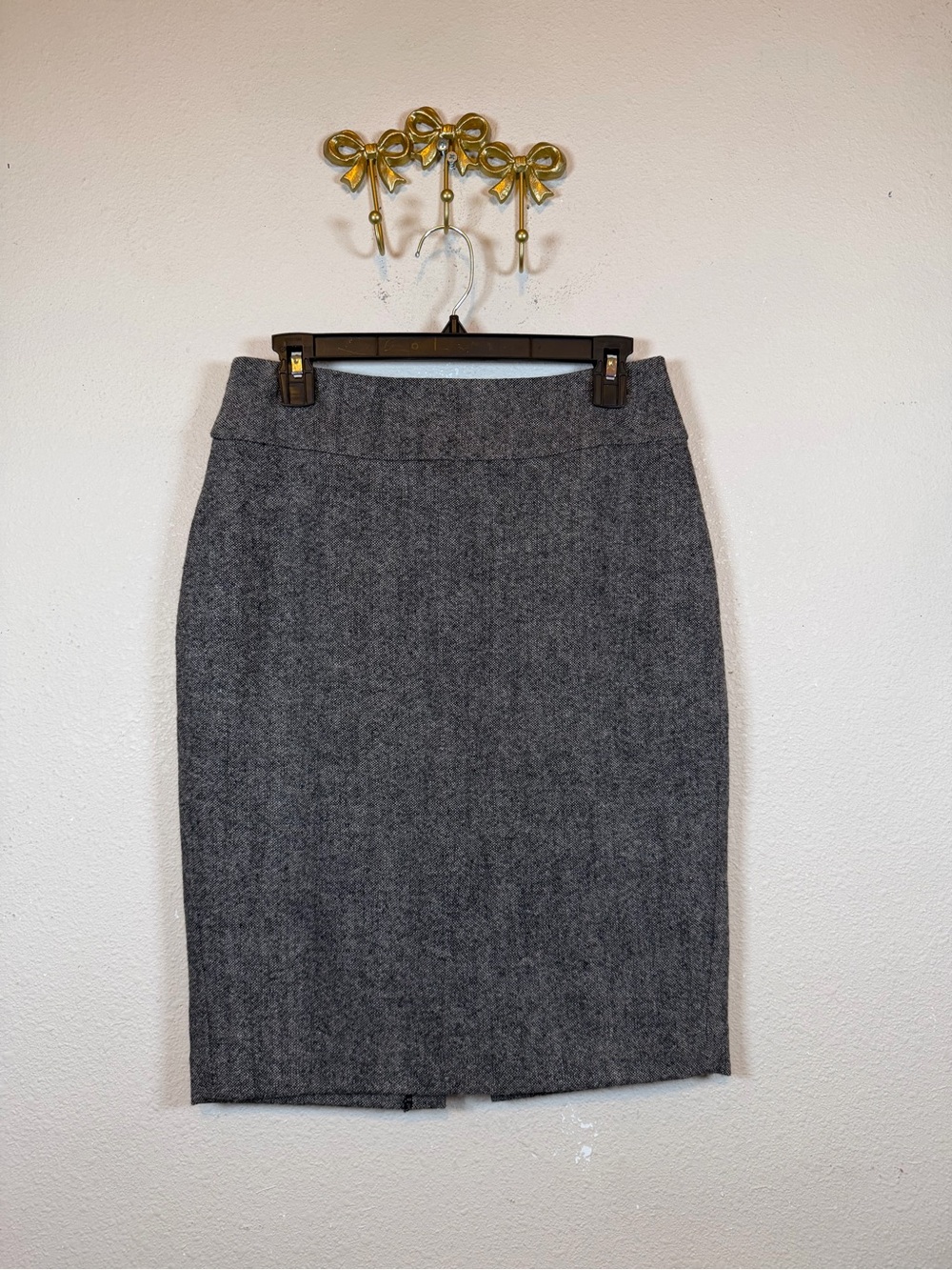 CAbi Brown Tweed Wool Blend Pencil Skirt. Size 2